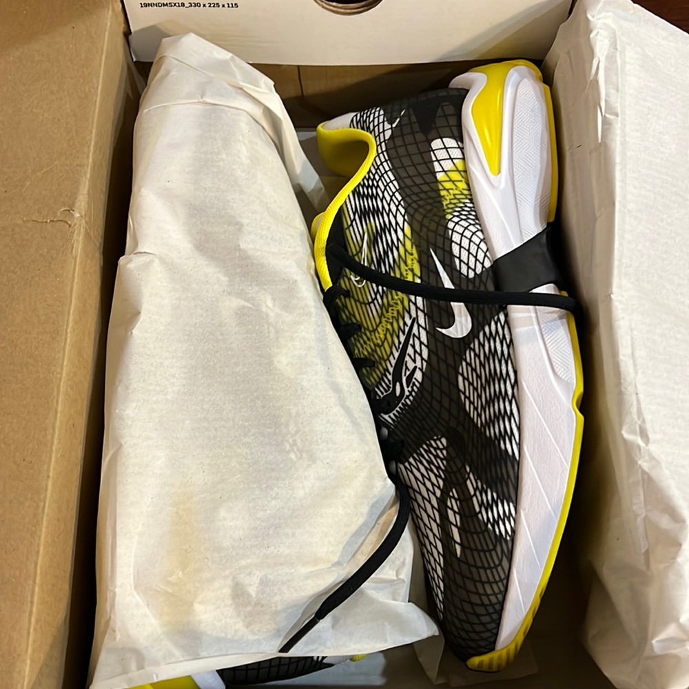 Nike Ghoswift Dynamic Yellow Black Men's Size 11.5 Shoes
